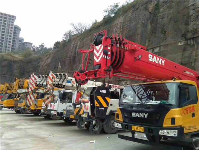 怀柔区吊车出租按什么计费？台班费、单次费、里程费怎么算？